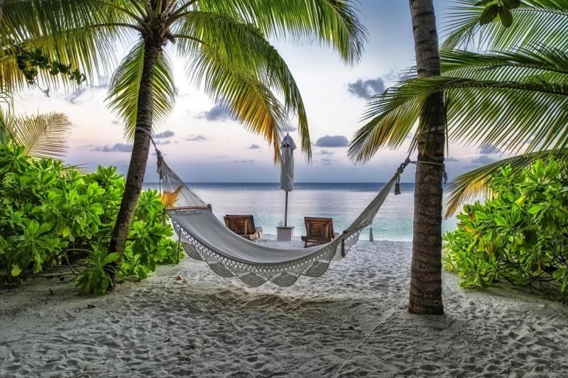 Romantique Et Bel Appartement En Bord De La Mer, Piscine Surveillee Et Belle Plage A 50M Сен-Франсуа Екстер'єр фото